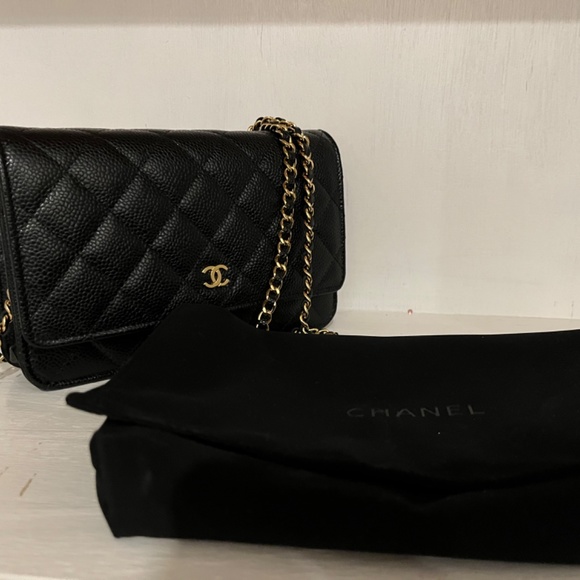 Chanel Classic Wallet On Chain (black caviar with gold hardware) // 2023 - Picture 10 of 10